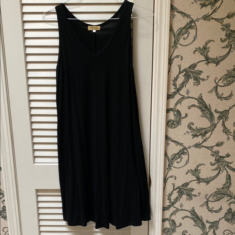 Piko 1988 Black Sleeveless Top